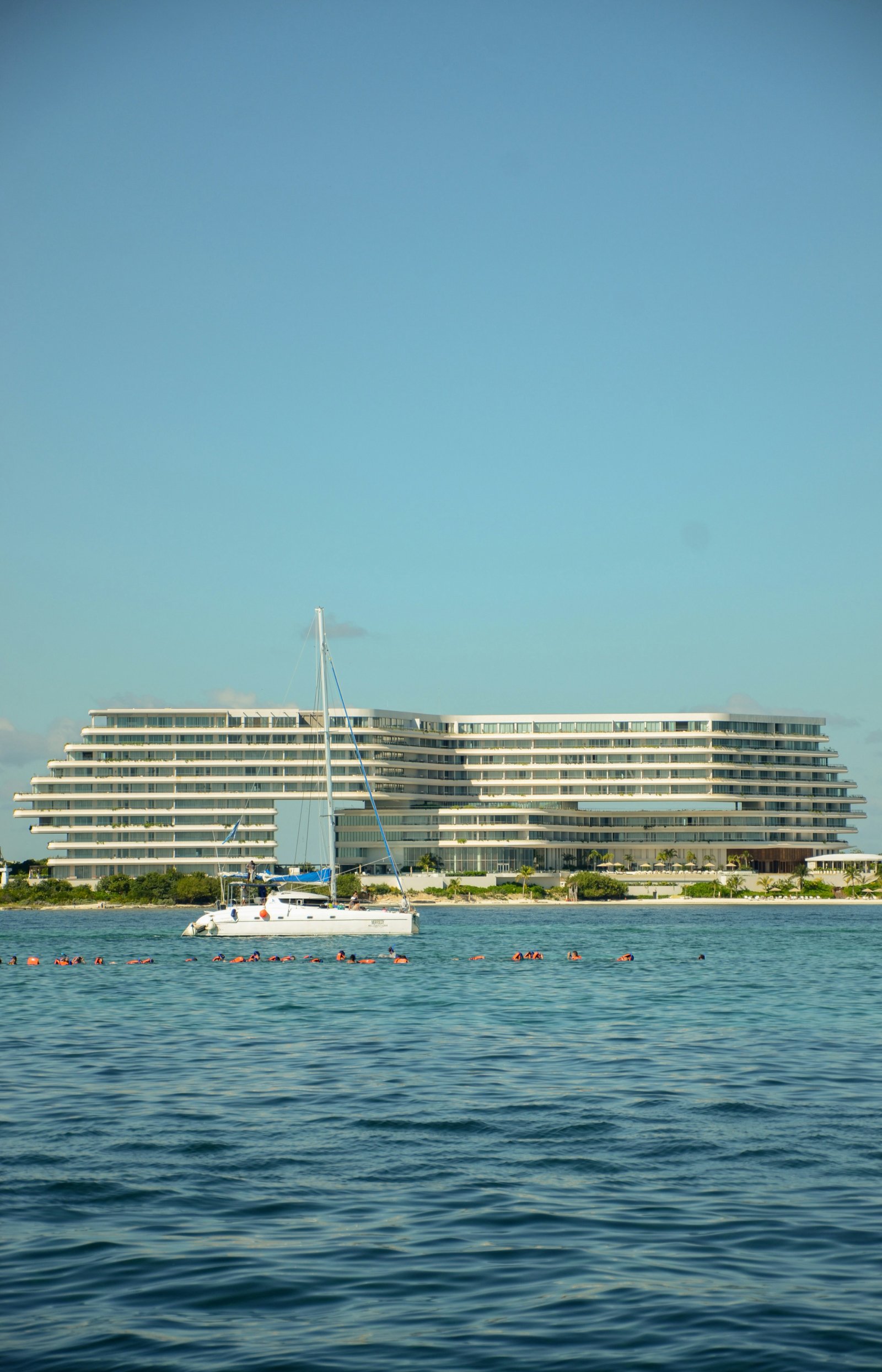 Safe Facade Design in Coastal Zones: What Architects and Developers Must Consider
