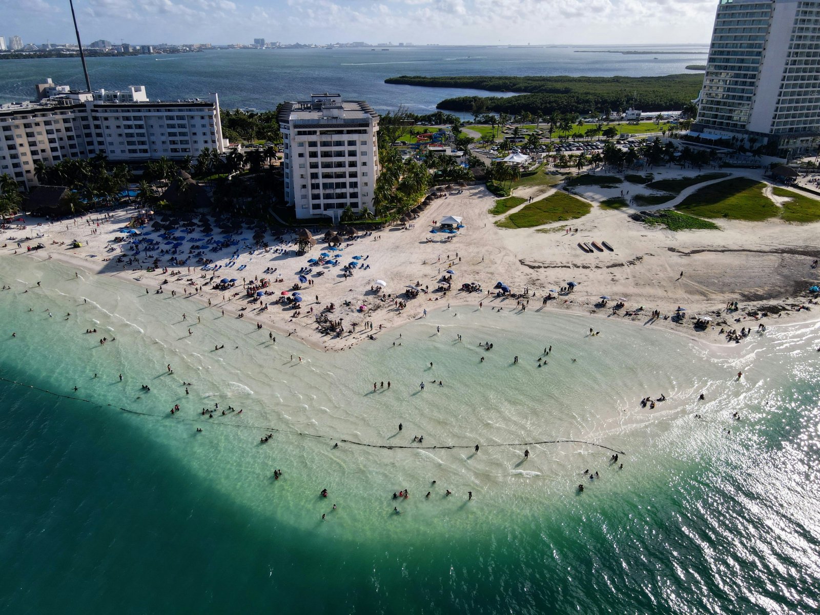 Por qué los hoteles en México necesitan un estándar más alto de protección contra huracanes