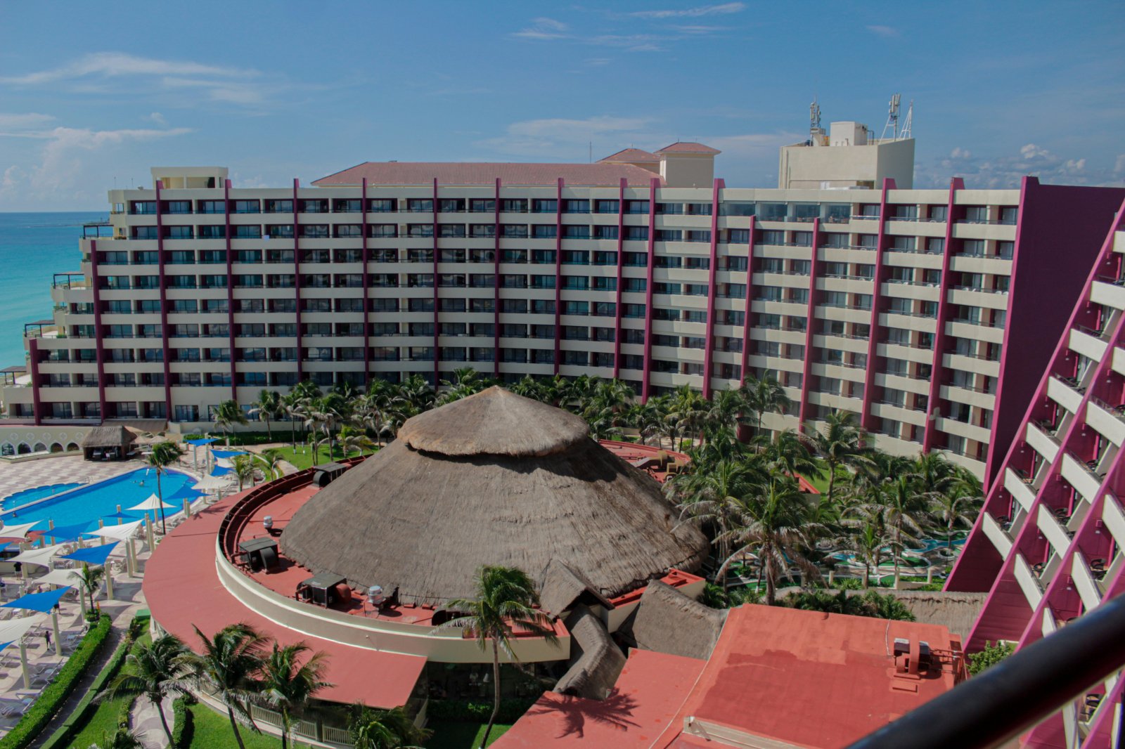 Complete hurricane protection guide for hotels in Mexico